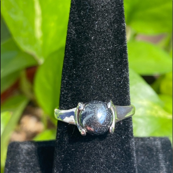 925 sterling silver hematite ring✨ - Picture 4 of 16